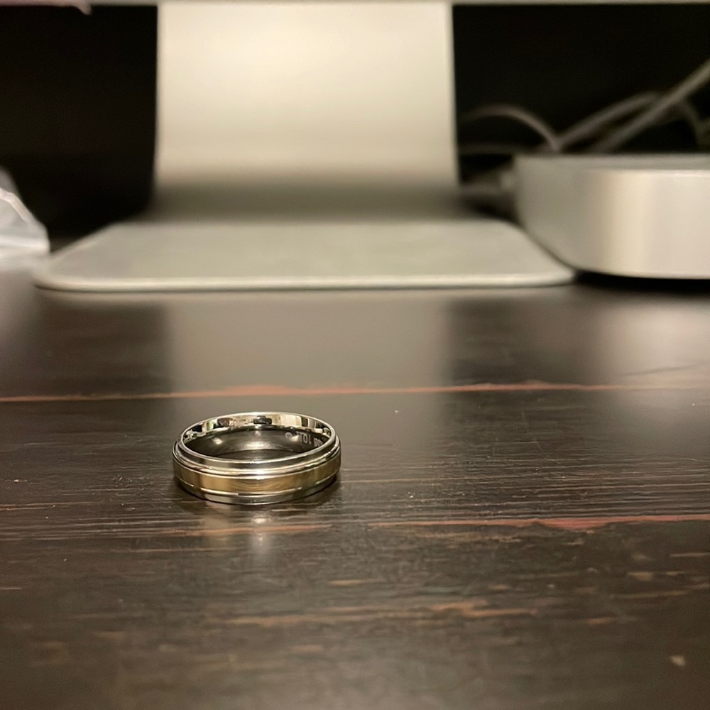 Titanium and 10 K men’s ring